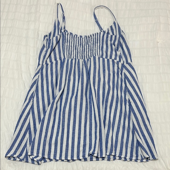 Old Navy Blue and White Striped Women's Dress - Picture 3 of 4